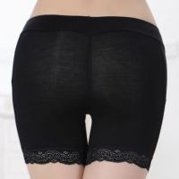 CL007 - Celana Legging Pendek Hitam Renda Kantung - Thumbnail 2