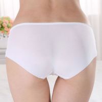 P246 - Celana Dalam Panties Hipster Seamless Putih - Thumbnail 2