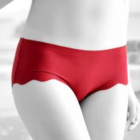 P259 - Celana Dalam Panties Hipster Seamless Marun, Gelombang