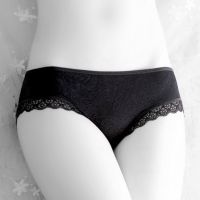 P484 - Celana Dalam Panties Hipster Hitam Segitiga Belakang - Thumbnail 2