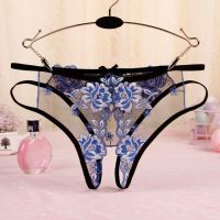 P562 - Celana Dalam Panties Hipster Hitam Transparan Bunga Biru Crotchless Tali 2 - 2