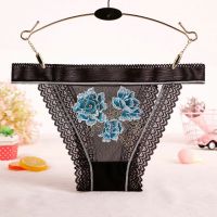 P571 - Celana Dalam Panties Thong Hitam Transparan List Putih Renda