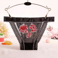 P572 - Panties Thong Hitam Transparan List Pink, Renda