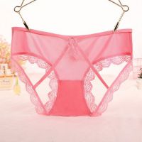 P622 - Celana Dalam Panties Hipster Magenta Transparan Renda Terbuka Belakang