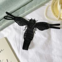 P662 - Celana Dalam Panties Thong Hitam Bordir Lebah Tali 2